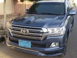 صالون لاند كروزر 2010